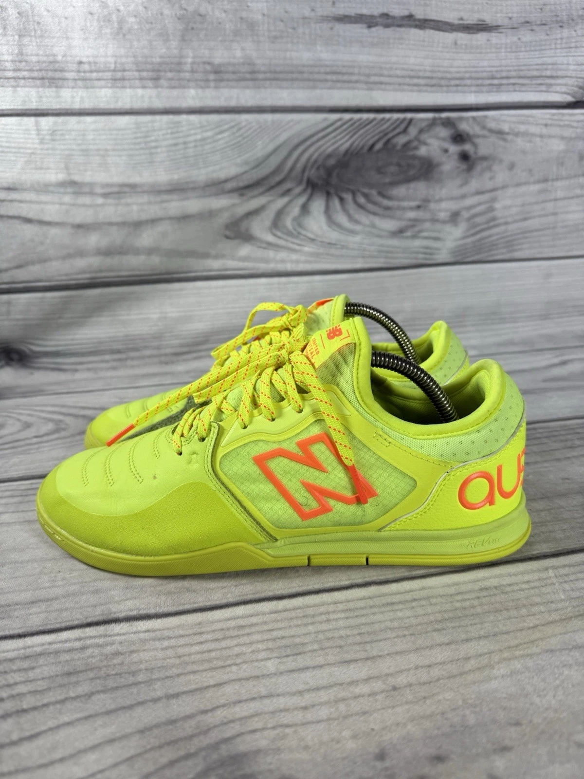 Scarpe da calcio New Balance Audazo V5+ Pro Indoor da uomo 9 2E gialle sportive