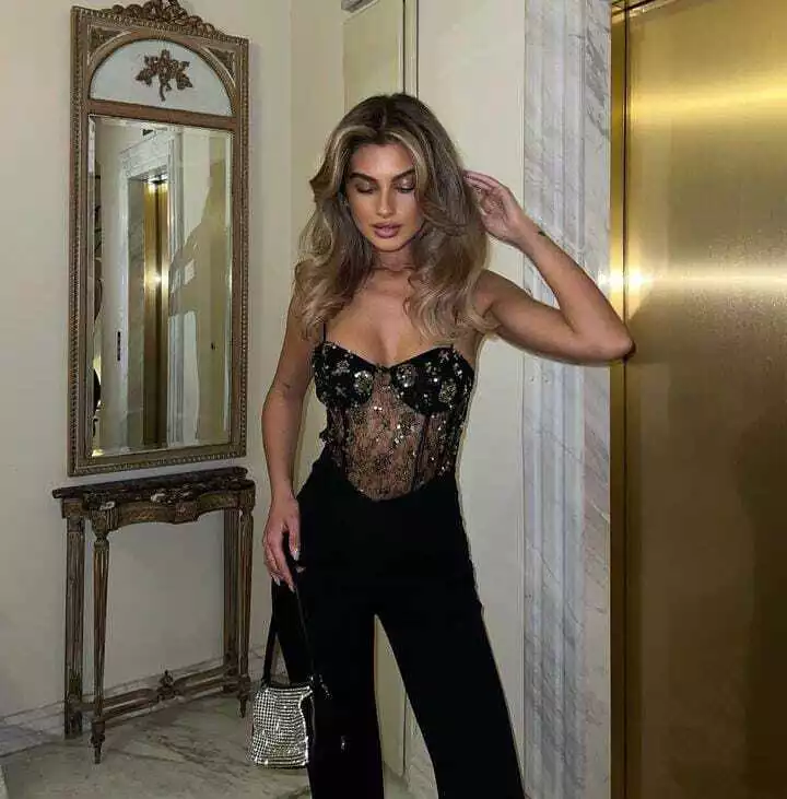Zara hotsell black jumpsuit
