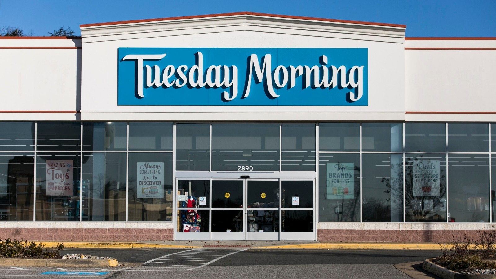 Discount Retailer Tuesday Morning Shuts Down All Stores After 49 Years, Giving Customers Only a Week to Redeem Gift Cards