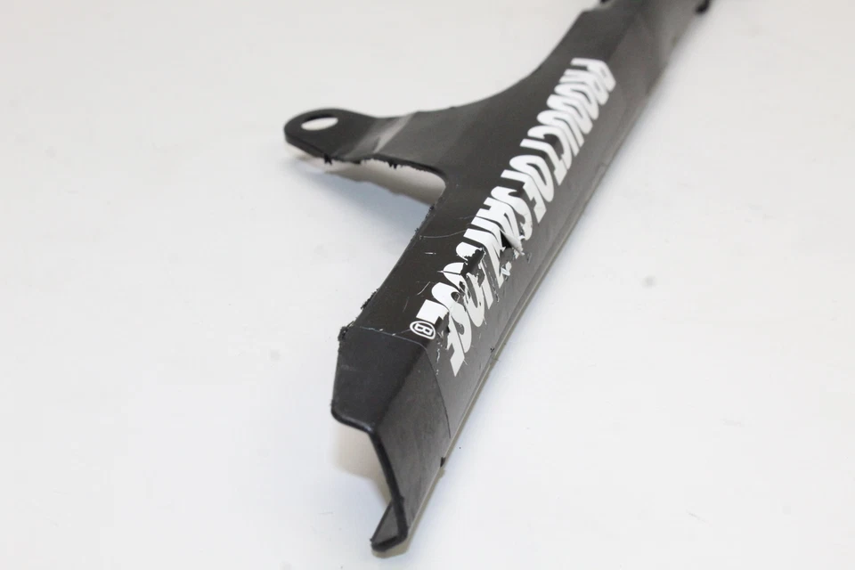 Protetor de corrente traseiro Yamaha Yzf R6 2006-07 2c0-22311-00 fabricante de equipamento original - Imagem 4 de 4