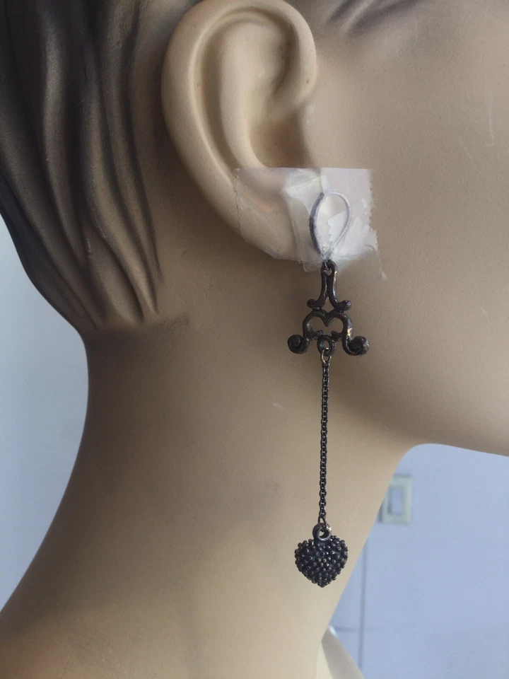 Pendientes colgantes de plata de ley King Baby con corazón Foto 4 de 4