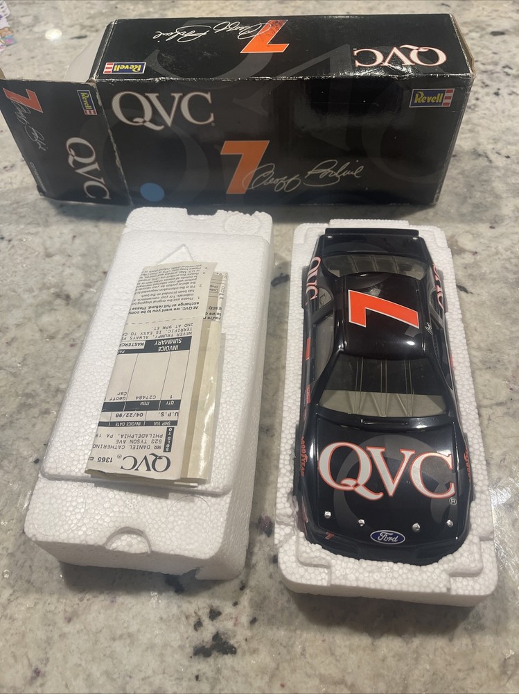 Nascar QVC Revell Race Car In Box Geoff Bodine #7 Model Collector 1996