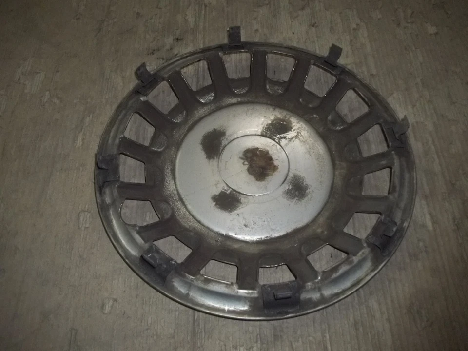 Винтажный колпак ступицы колпак колеса обод 78 79 Audi 5000 13 дюймов от оригинального производителя б/у 50502 - Изображение 3 из 4