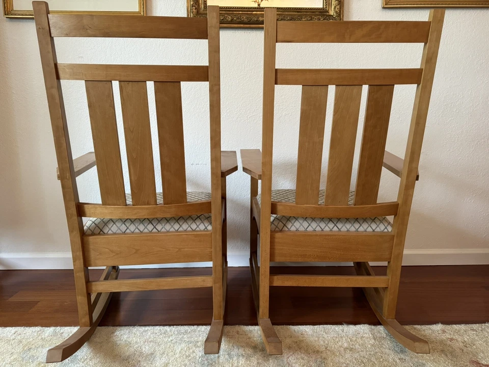 PAR de 2 mecedoras Stickley Harvey Ellis Mission con incrustaciones de cerezo Foto 4 de 4