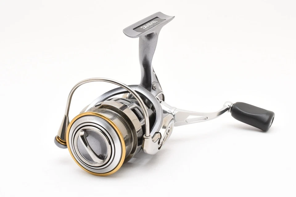 Carrete giratorio Daiwa 12 EXIST LT 2506H casi como nuevo de Japón #2510 Foto 2 de 4