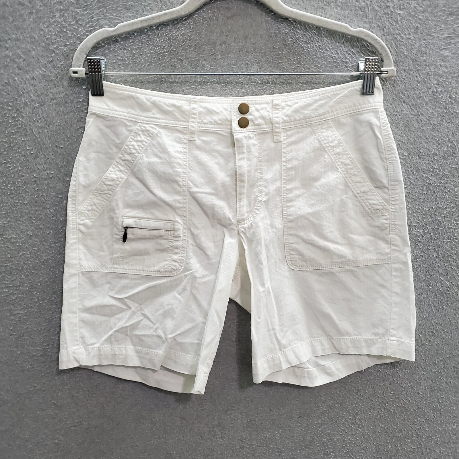 LL Bean Women Shorts 4 White Favorite Fit Chino Bermu… Gem
