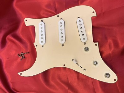 FENDER 1987 JAPAN Squier Stratocaster Guitar  LEFTY Left Handed Loaded Pickguard