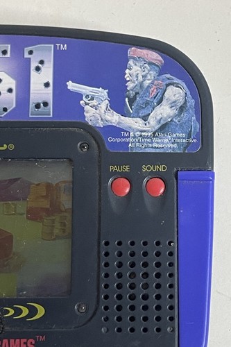 Vintage 1995 Atari Tiger Electronics Area 51 Handheld Game Working INCOMPLETE - Picture 2 of 9