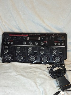 Boss RC-505 Loop Station (Effects and Loop Pedal for Vocal and Instrumental)