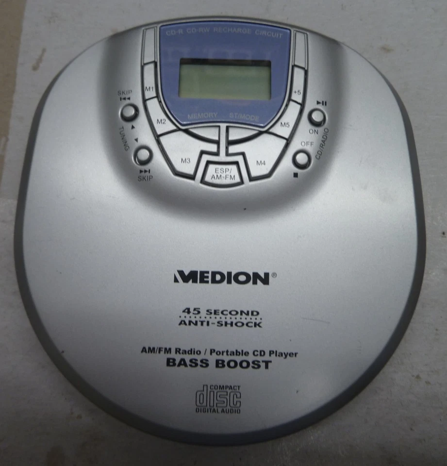 Discman 2 Stk. Aiwa XP-V835 und Medion MD4929 mit Kopfhörern Akku und Ladegerät