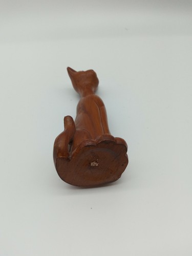 Vintage MCM Faux Wood Cat Figurine With Red Rhinestone Eyes - Picture 6 of 6