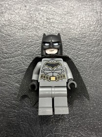 Batman 76012 DC Comics Batman Super Heroes Minifigure Mini Figure.