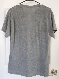 Nintendo NES Controller T-Shirt Lets Settle This Like Adults Graphic Gray Size M