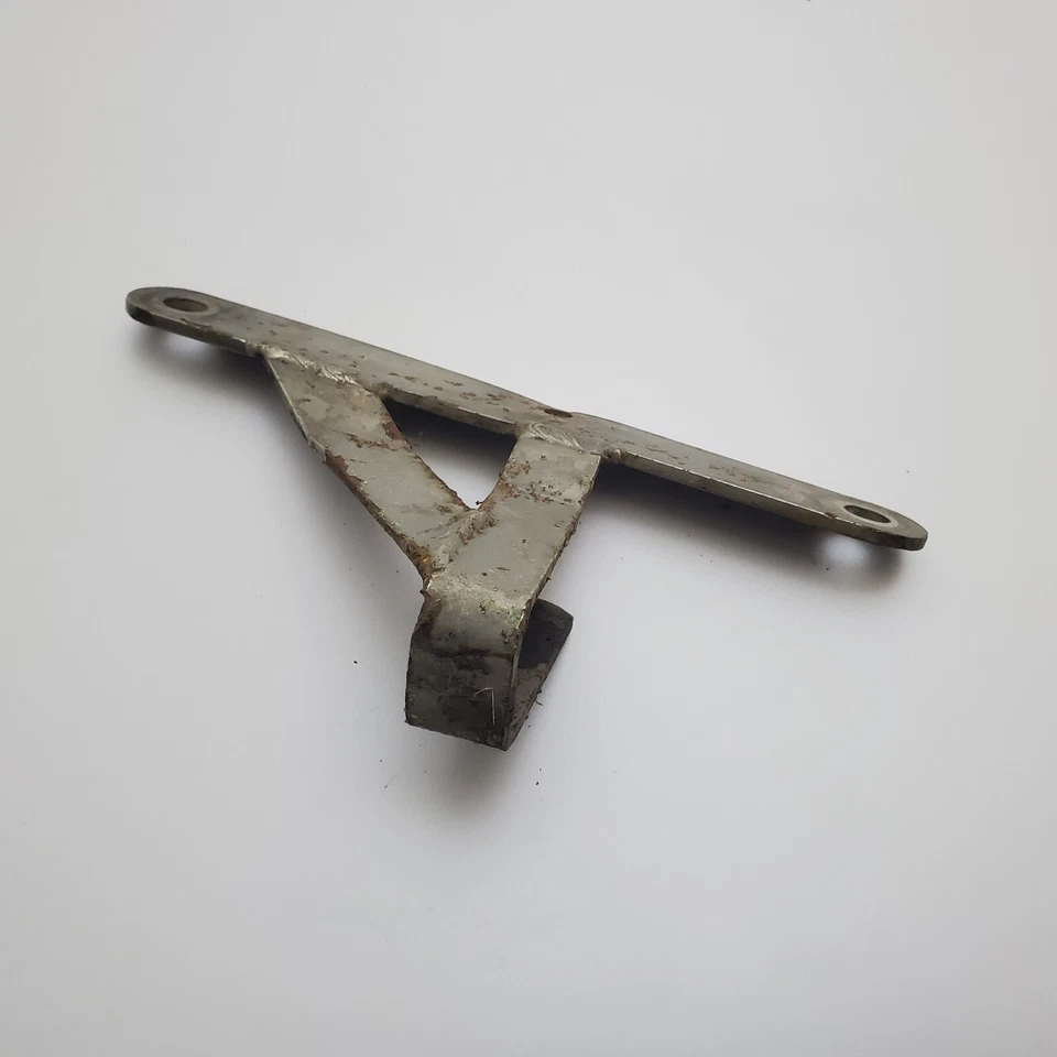 1972 Rickman Zundapp 125 Chain Guard Guide Spitter - Image 2 of 4