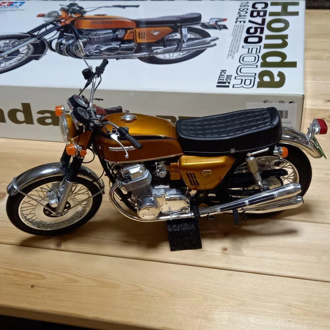 1/6 ホンダ ドリーム CB750 FOUR