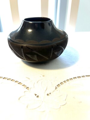 Vintage c.1955 Earlene Youngbird Tafoya Santa Clara Black on Black Pot -VG Cond