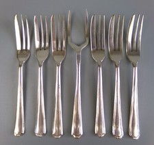 Pastry Cake Forks. Silver plated set: 6 + 1 serving. Art Deco Vintage. 5.25"