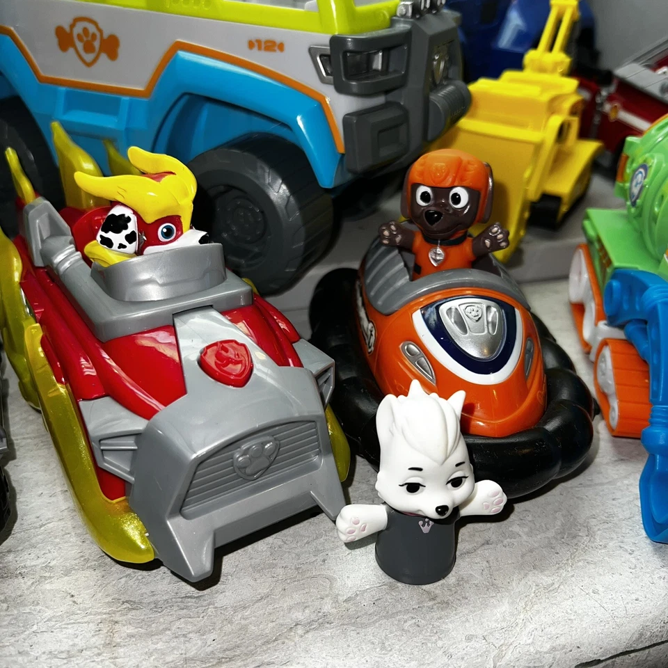 Lote de vehículos de peluche coleccionables Paw Patrol CHASE Peluche Spin Master Car Truck 20 Foto 4 de 4