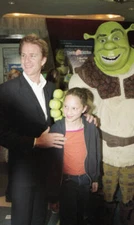 American actor Matthew Modine his daughter Ruby pose with a costum - Old Photo 1