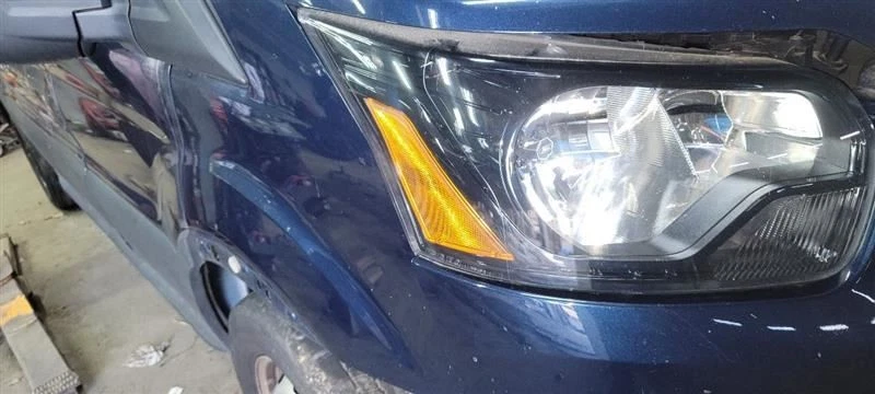 Pedais de freio e gasolina Ford Transit 250 2019 - Imagem 4 de 4