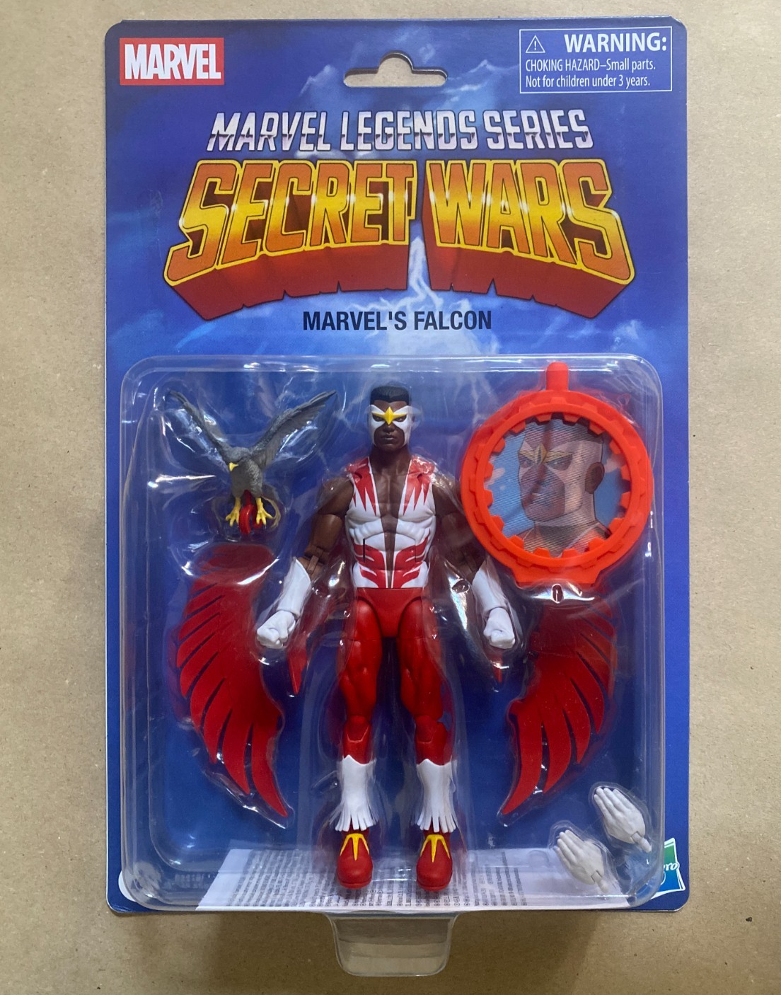 Hasbro Action Figure Marvel Legends Falcon Secret Wars Articolata 15 Cm Accessori - Immagine 3