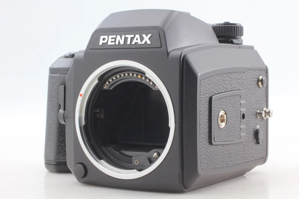 SMC Pentax-A 645 45 mm f/ 2.8 Lens