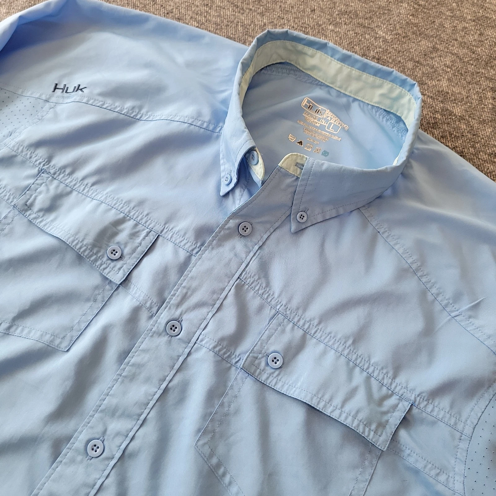 Huk Fishing Shirt Men's Large Blue Button Down Long Sleeve Vented Performance