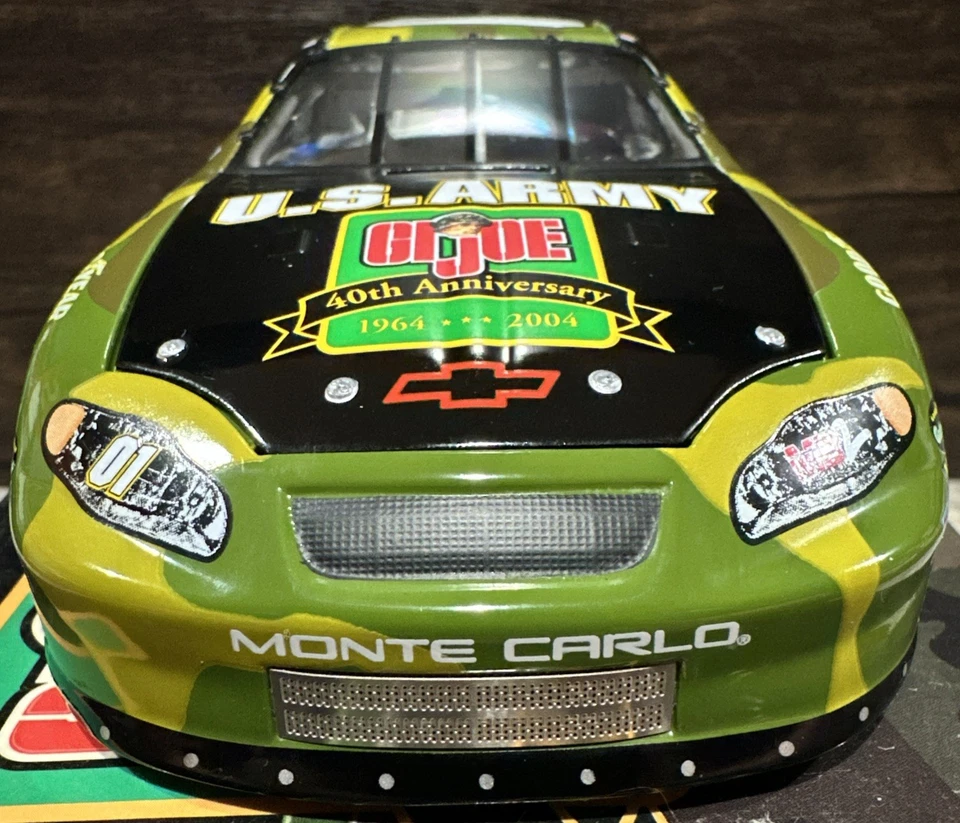 2004 Joe Nemechek #1 U.S. Army/G.I. Joe 40th Anniversary 1/24 Action Nascar Bank - Image 3 of 4