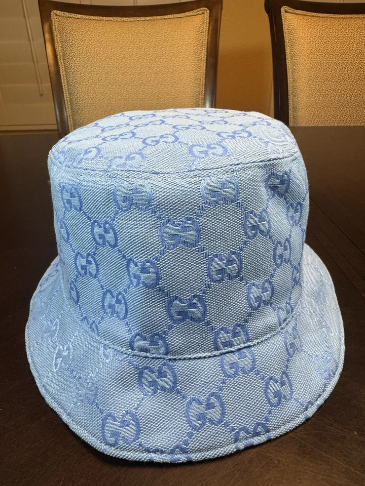 Nuevo Auténtico Gucci GG Supreme Logo Doble Cara Sombrero Cubo Talla L Foto 2 de 4