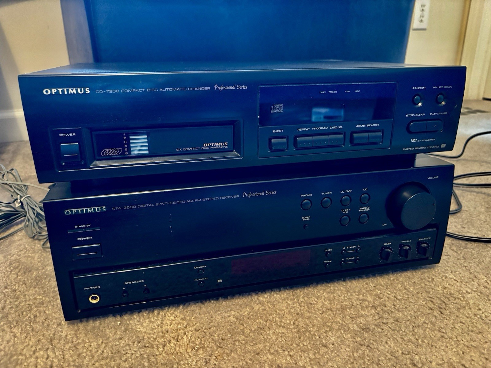 Optimus CD-7200 & STA-3500 Professional Series Audio Combo + PROX44 Speakers