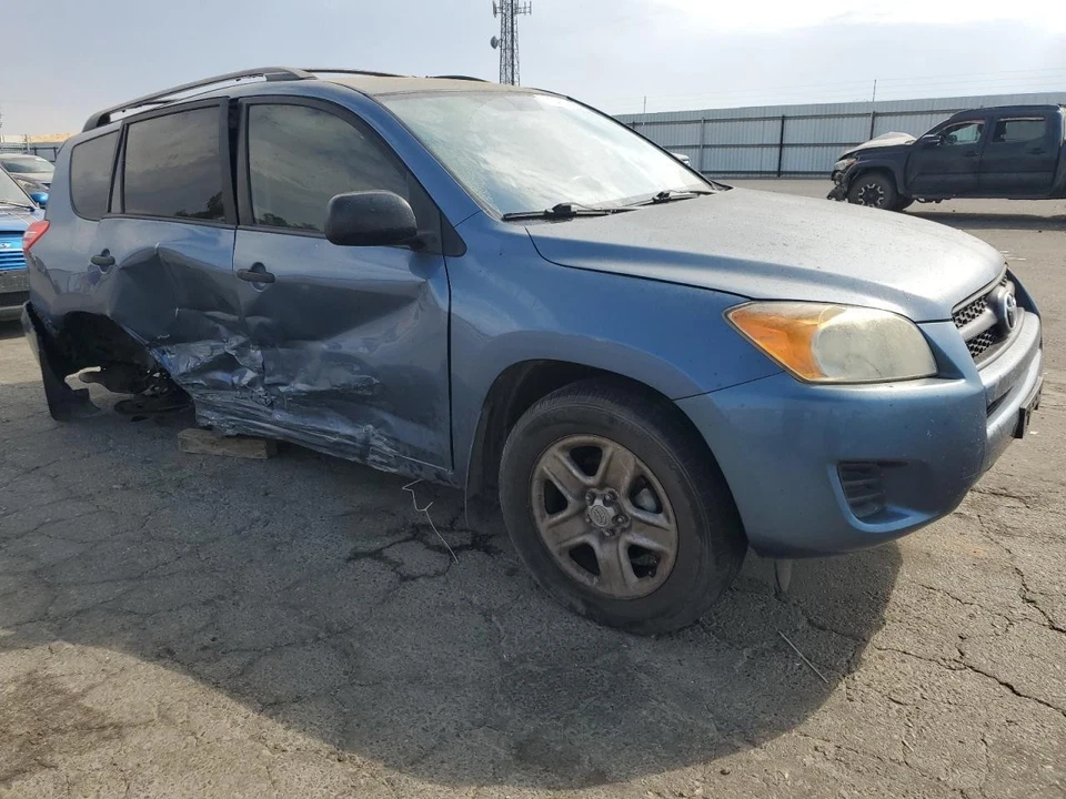 Used Fuel Pump fits: 2010 Toyota Rav4 Pump Assembly 4 cylinder 2ARFE engine Grad - Image 4 of 4