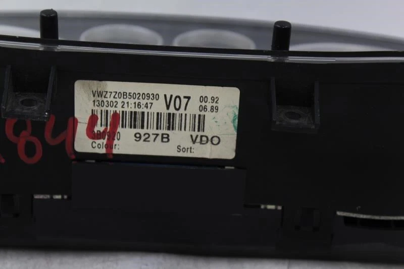 Speedometer Cluster 197K Miles 160 MPH Fits 2002 VOLKSWAGEN PASSAT OEM #28109 - Image 3 of 4