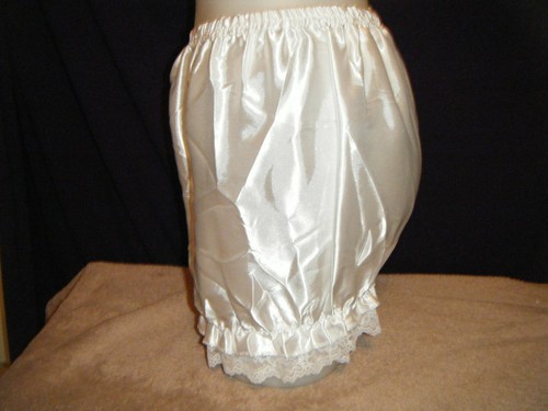 SILKY NYLON MINI BLOOMER PANTIES, WHITE, SHIMMERY, LACY LEGS, S/M 72704 - Picture 5 of 6