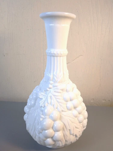 Vintage Imperial Milk Glass Decanter Vase Harvest Grape Leaves 9.5” White Decor