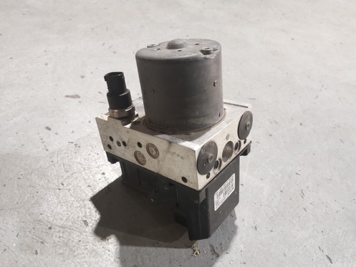 VOLKSWAGEN PASSAT ABS PUMP/MODULATOR 3B/GP, ON ALLOY P/N 3B0614111, 03/97-11/05