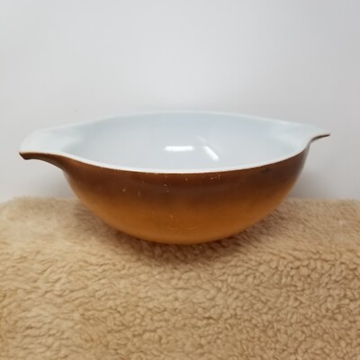 VTG Pyrex Brown Ombre 4 Qt Cinderella Mixing Bowl #444 Made in USA