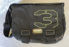 CALL OF DUTY MODERN WARFARE 3 PROMO MESSENGER / LAPTOP BAG SWAG. USED.