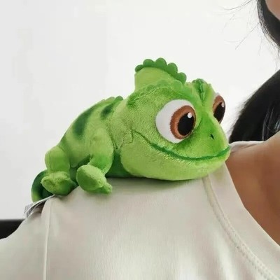 Disney Parks Tangled Pascal Shoulder Pal Magnet Magnetic Plush Toy 7'' Rapunzel