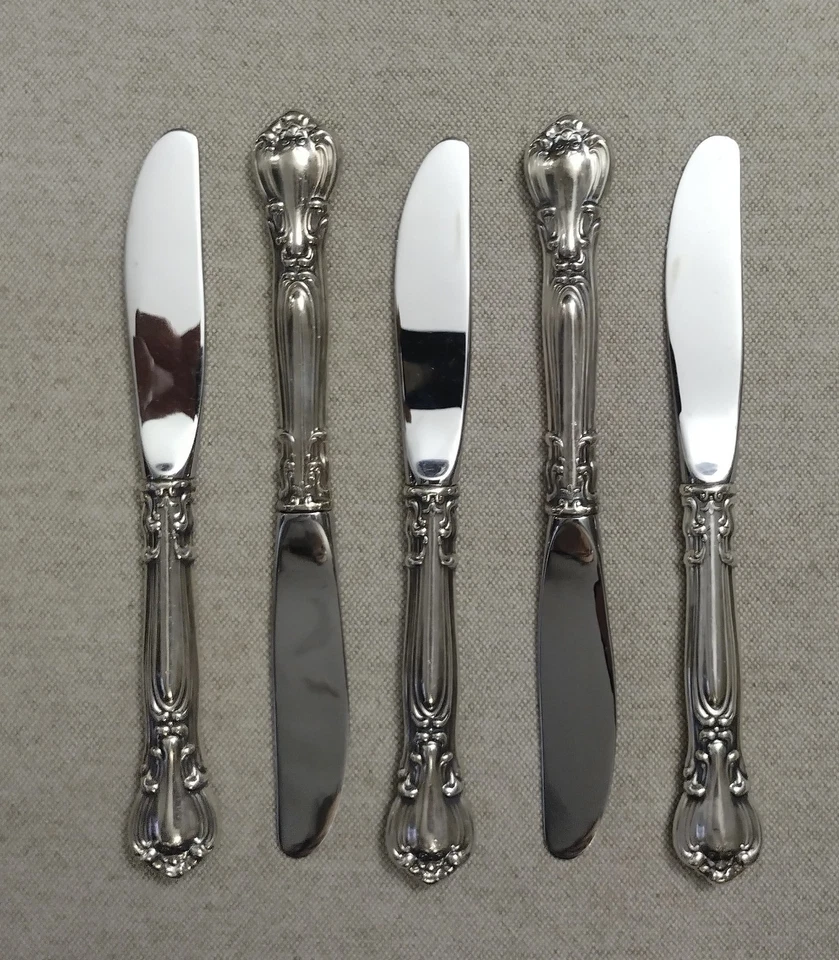 Chantilly Gorham Modern HH Butter Knives Spreaders Set Of 5 - Image 3 of 4