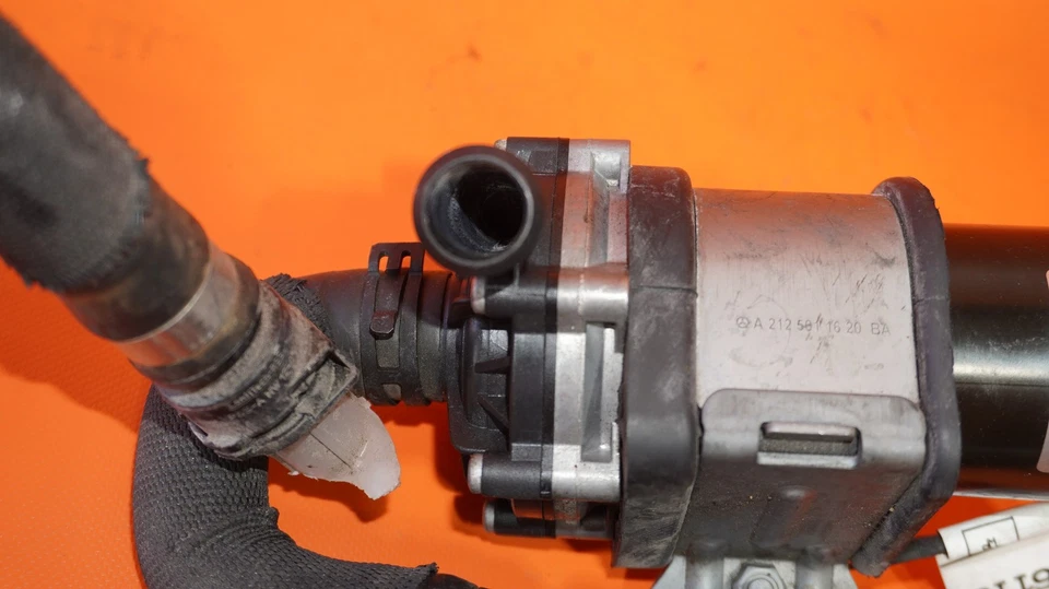 MERCEDES BENZ E400 BOMBA DE AGUA AUXILIAR 2015 2016 2017 2018 A000 500 0386 OEM Foto 4 de 4