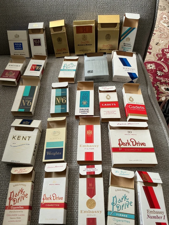 25 VINTAGE CIGARETTE PACKETS, ALL EXCELLENT. NO ADDED PRINT. GREAT LOT. - Image 3 of 4