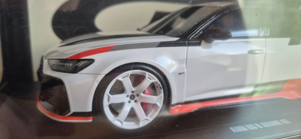 Audi RS6 Avant GT (C8) Arkona White (2024) GT512 - 1/18 - GT Spirit - Photo 3/4