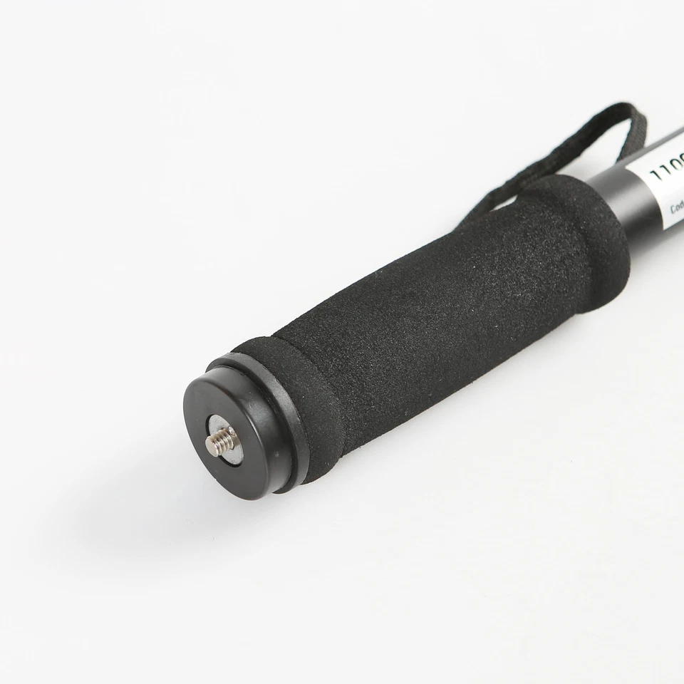 Promaster 1100 Four section Aluminum 61 inch Monopod With Case - Image 3 of 4