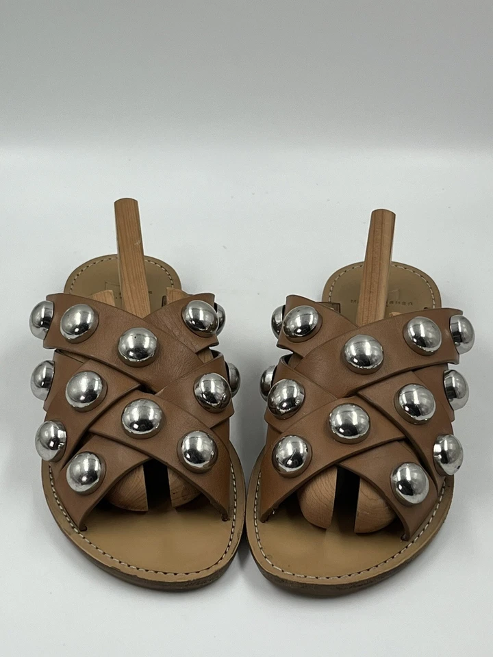 Sandalias Marc Fisher para mujer Raidan con tachuelas marrón plateado tejidas sin cordones 6,5 M Foto 3 de 4