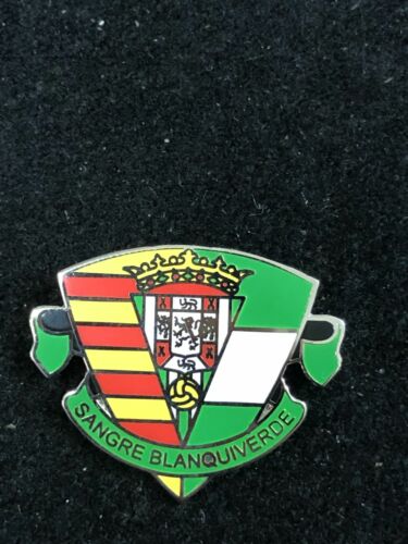 FK RADNICKI Pirot (Serbia) Yugoslavia football club, vintage pin, Badge !