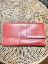 Cartera sobre triple de cuero rojo COACH Hampton 7,75"x 4"