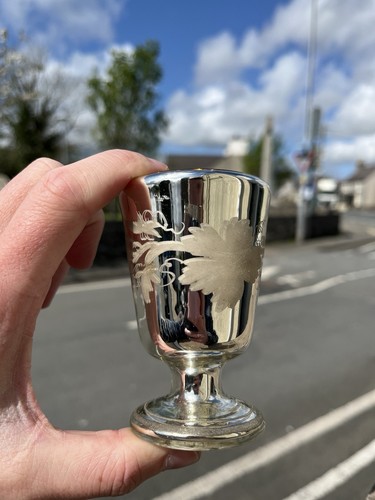 ANTIQUE c1840 LEAF ETCHED SILVER MERCURY GLASS GOLD GILT INTERIOR GOBLET VASE - Picture 14 of 19