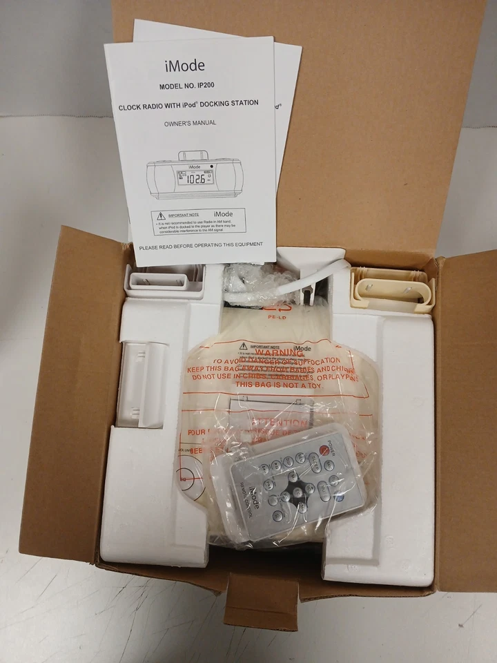 Часы iMode iP200 AM/FM-радио с док-станцией зарядной станцией для iPod, белые - Изображение 4 из 4