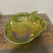 Vintage Indiana GREEN GRAPES BOWL Iridescent Glass Serving Fruit Dish Carnival
