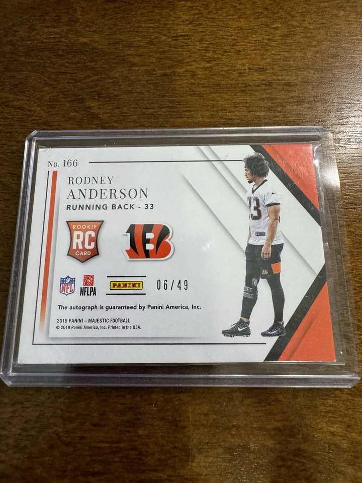 2019 Panini Majestic - Majestic Rookie Signatures Gold #166 Rodney Anderson /49 - Image 3 of 3